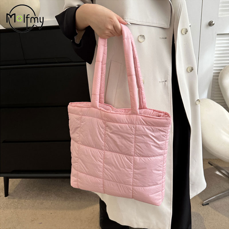여성용 겨울 패딩 숄더 백 대용량 탑 핸들 백 겨울 퀼 - Shoulder Bag Structured 리뷰 및 가격